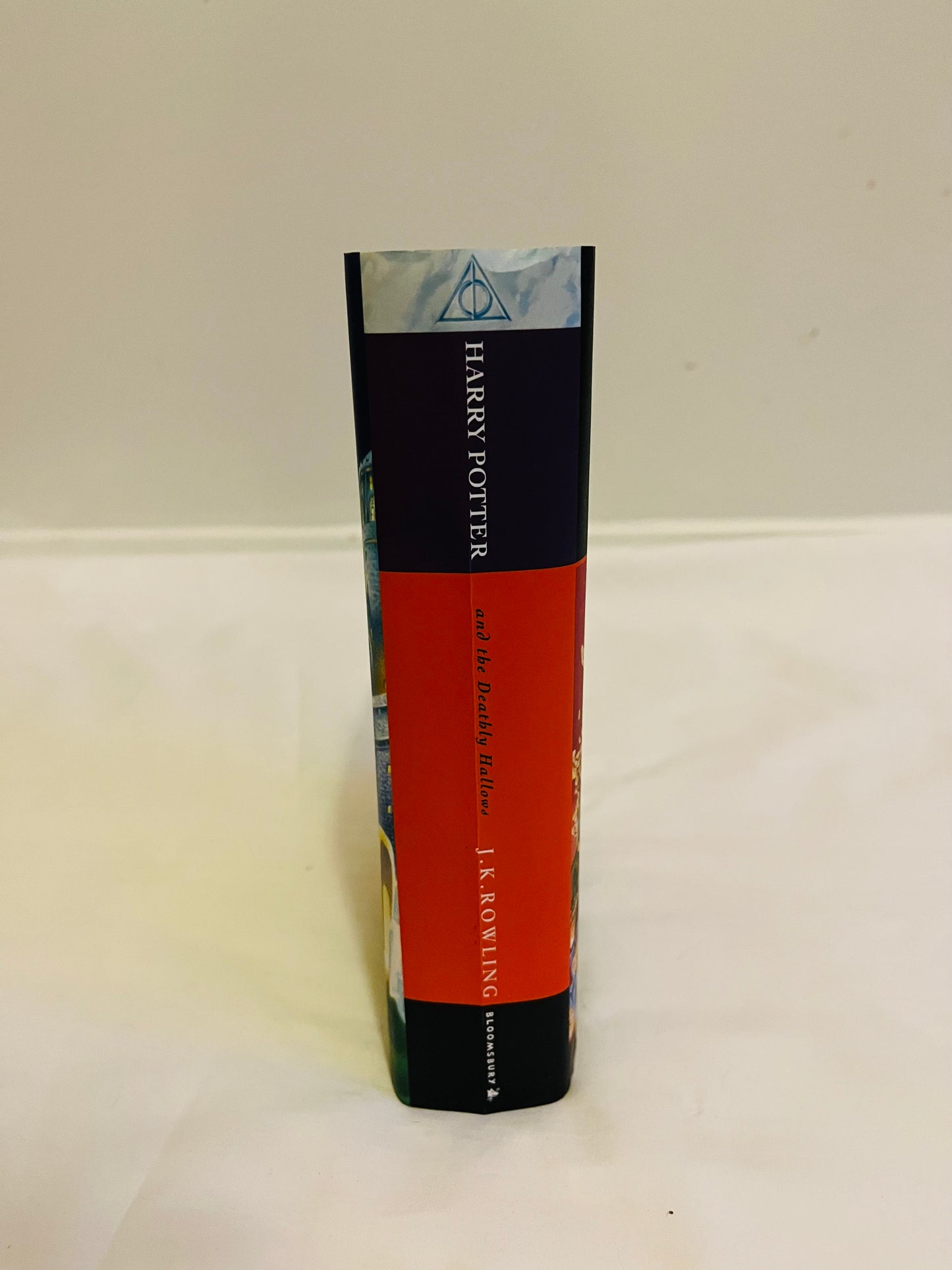 Harry Potter and the Deathly Hallows (HC) - J. K. Rowling (1st Aus ed - 2007)
