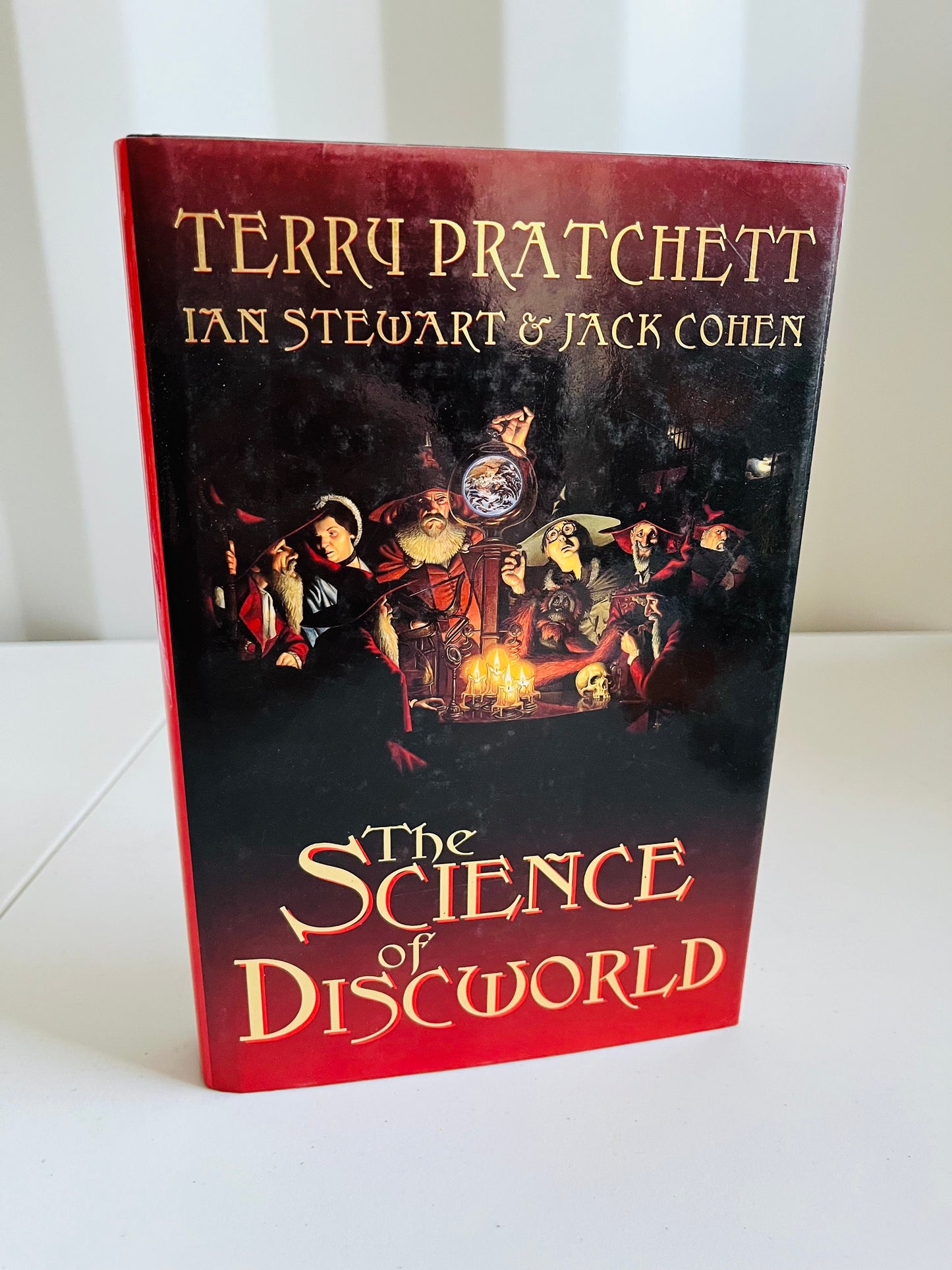 The science of Discworld - Terry Pratchett (1st Ed 1999)