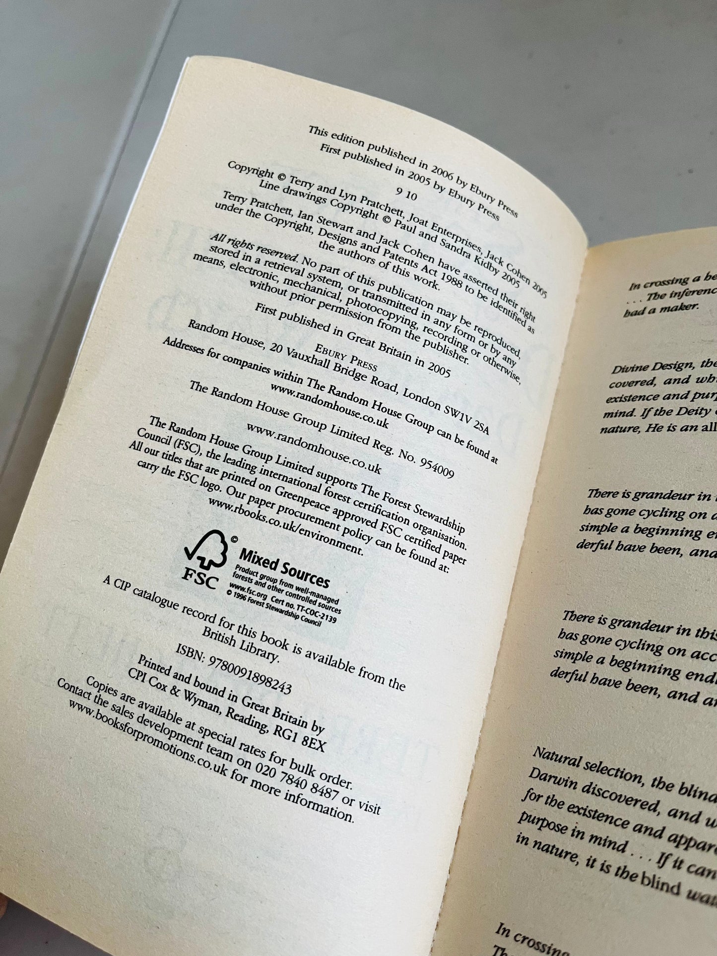 Darwin’s watch - Terry Pratchett (2005)