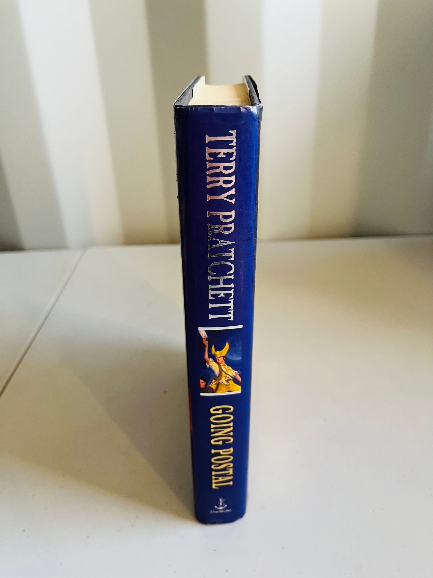 Going postal - Terry Pratchett (2004)