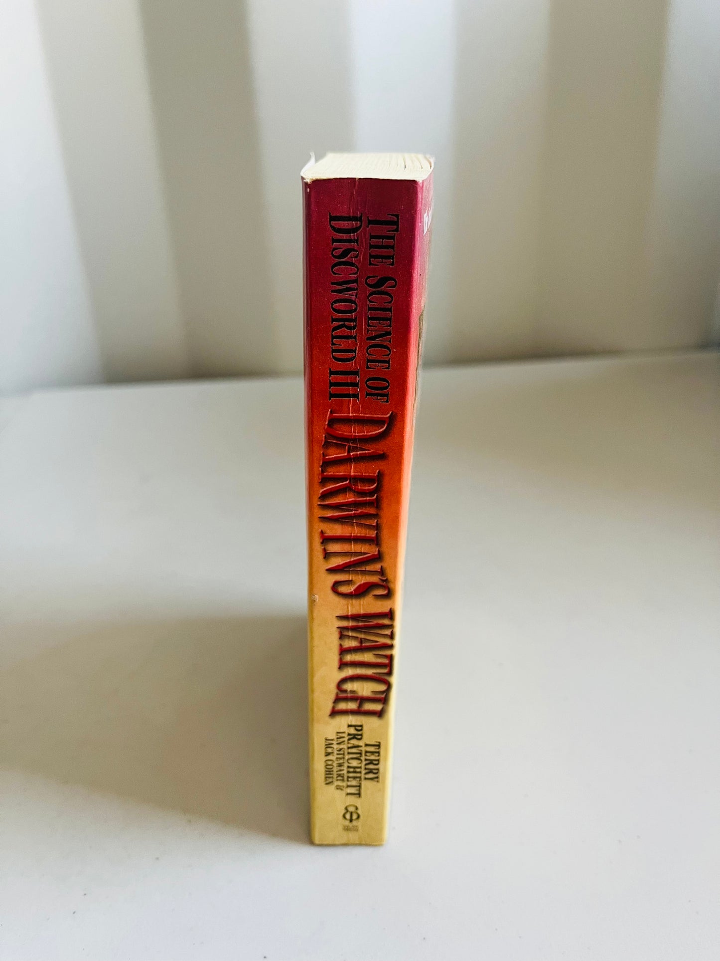 Darwin’s watch - Terry Pratchett (2005)