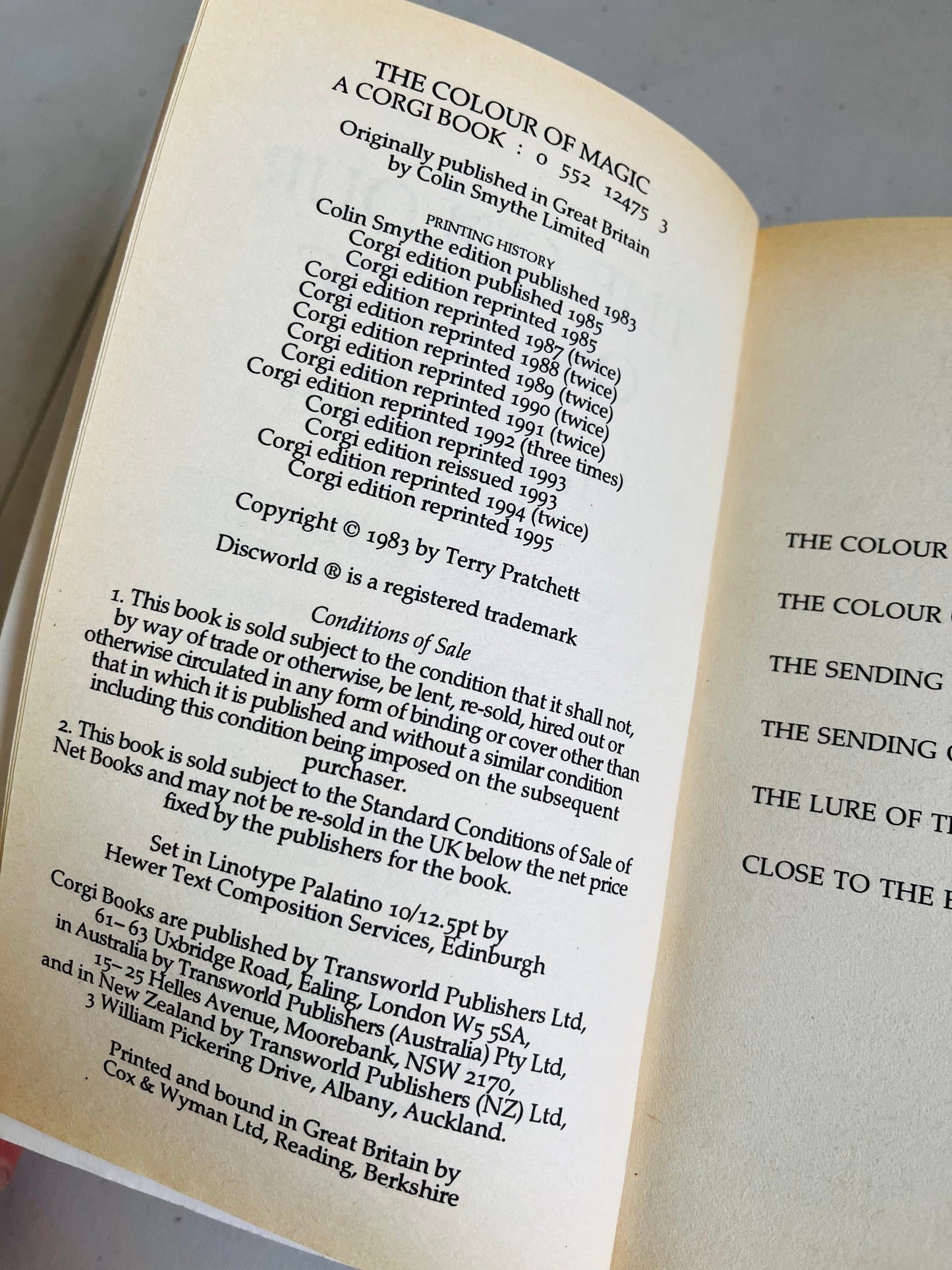 The colour of magic - Terry Pratchett (1995)