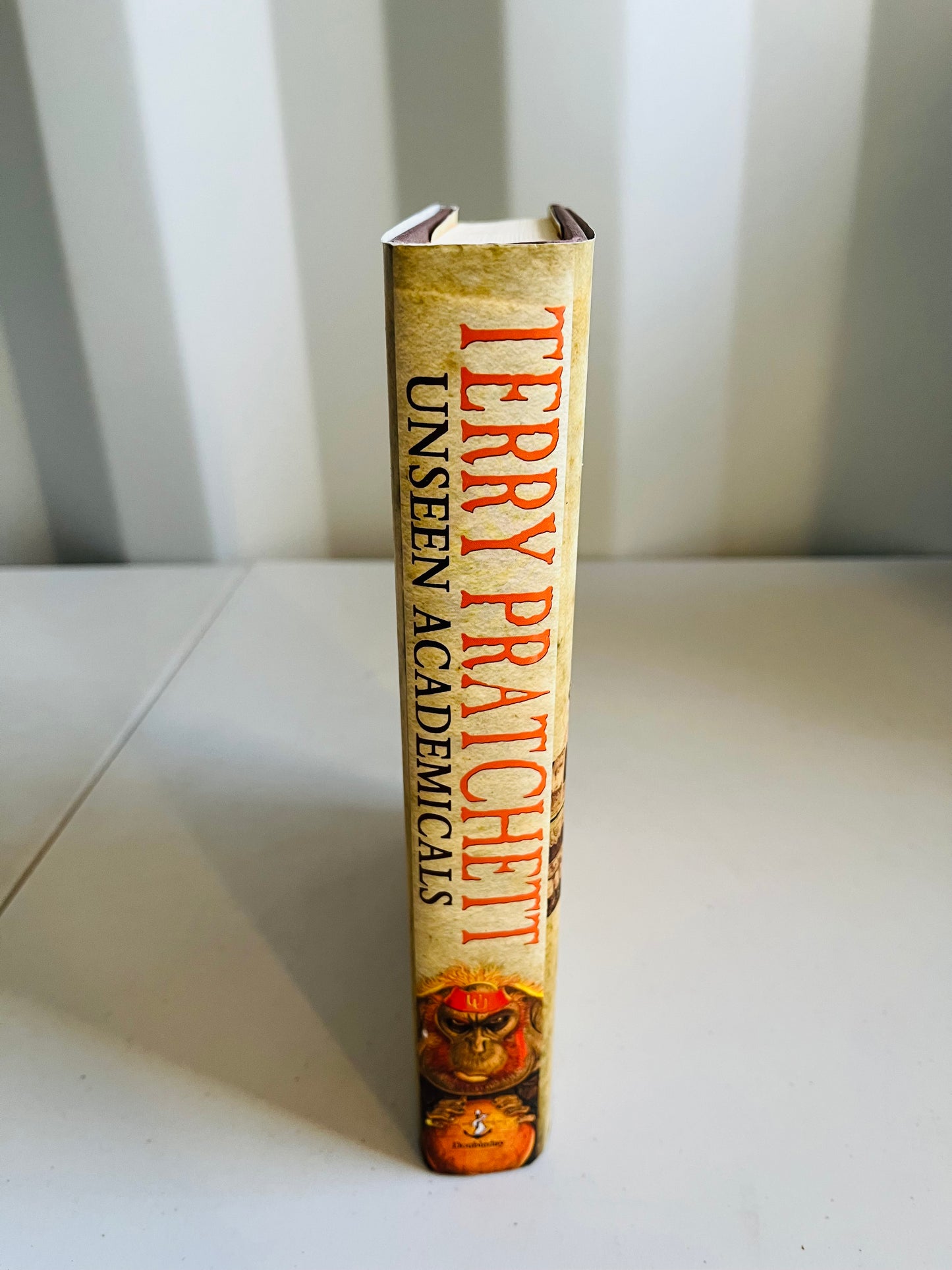 Unseen academicals- Terry Pratchett (1st Ed 2009)