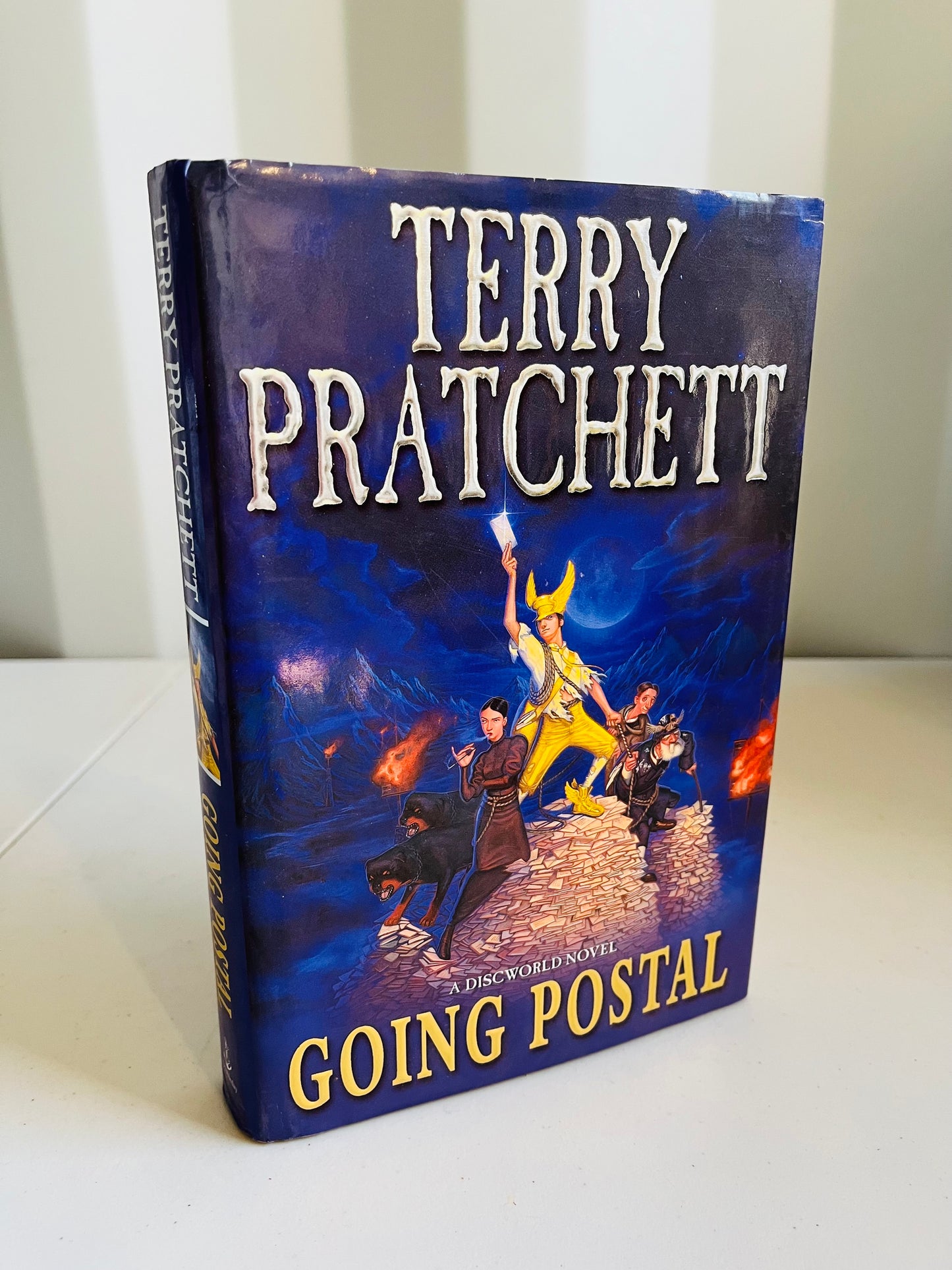 Going postal - Terry Pratchett (2004)