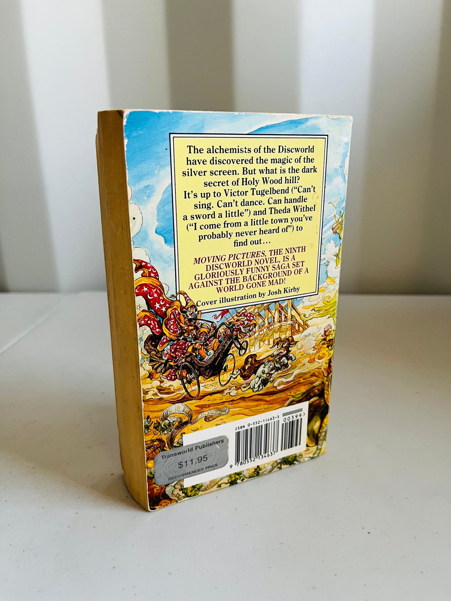 Moving pictures - Terry Pratchett (1991)