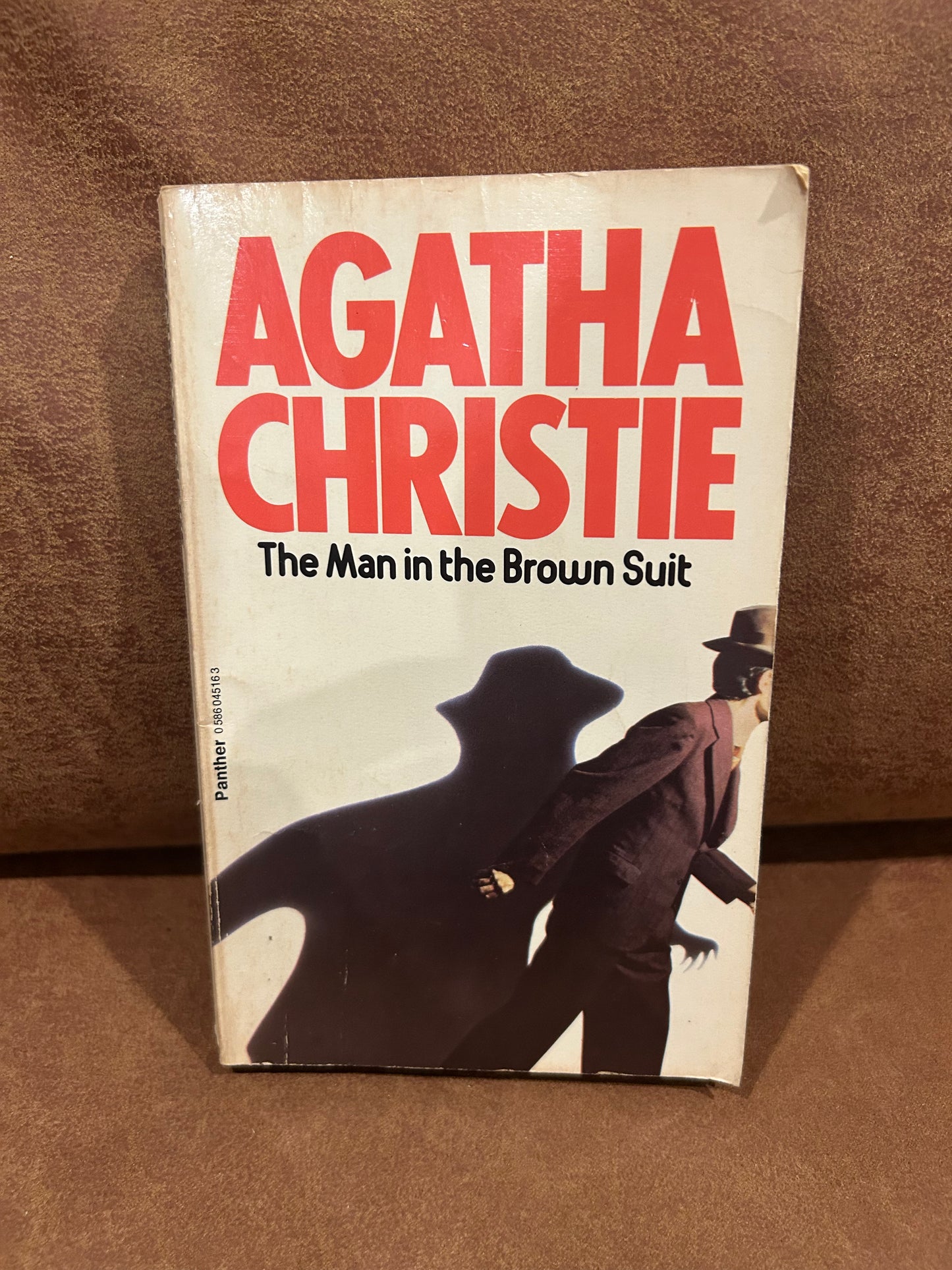 Agatha Christie - The Man in the Brown Suit