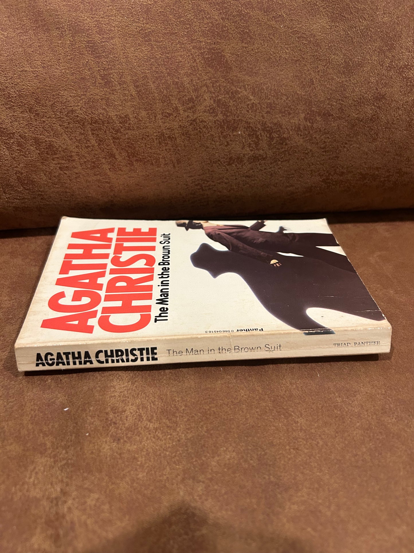 Agatha Christie - The Man in the Brown Suit