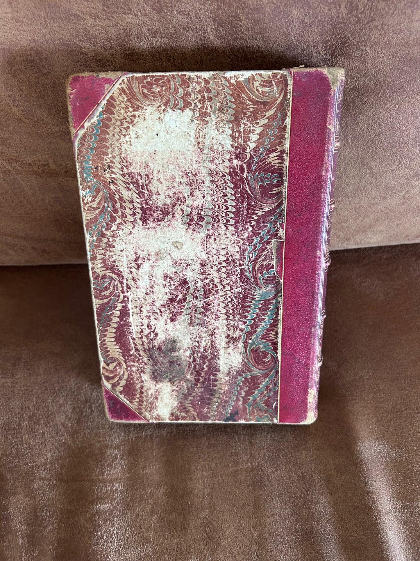 Lives of the Queens of England 1875 with autographs - Vol 1