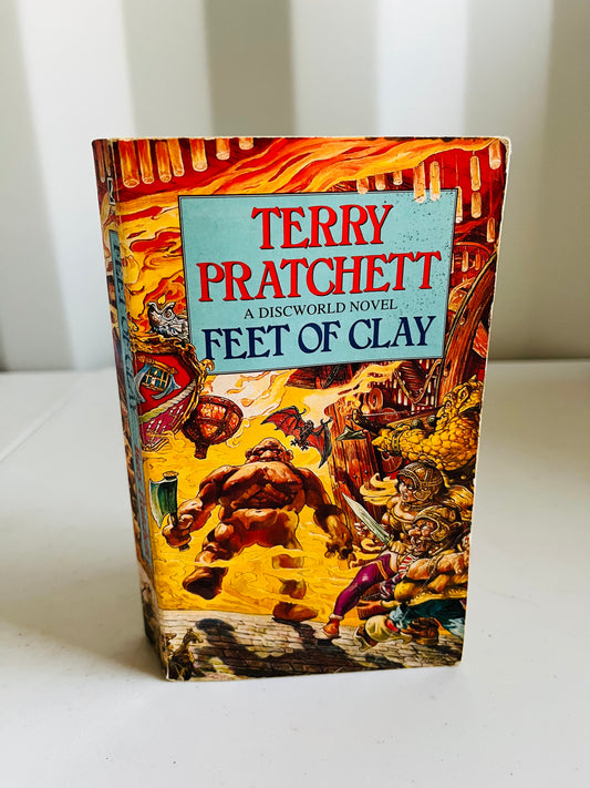 Feet of clay - Terry Pratchett (1997)