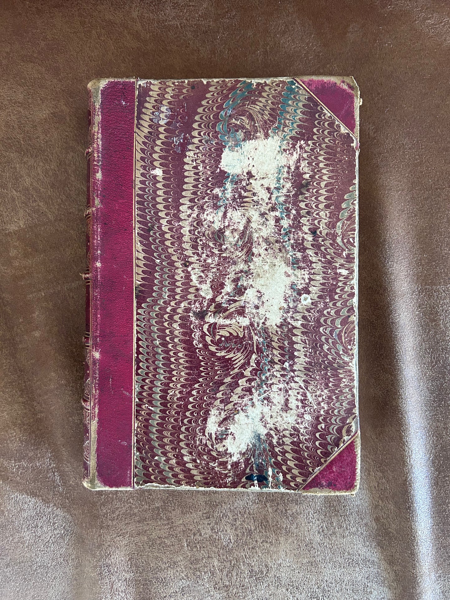 Lives of the Queens of England 1875 with autographs - Vol 1
