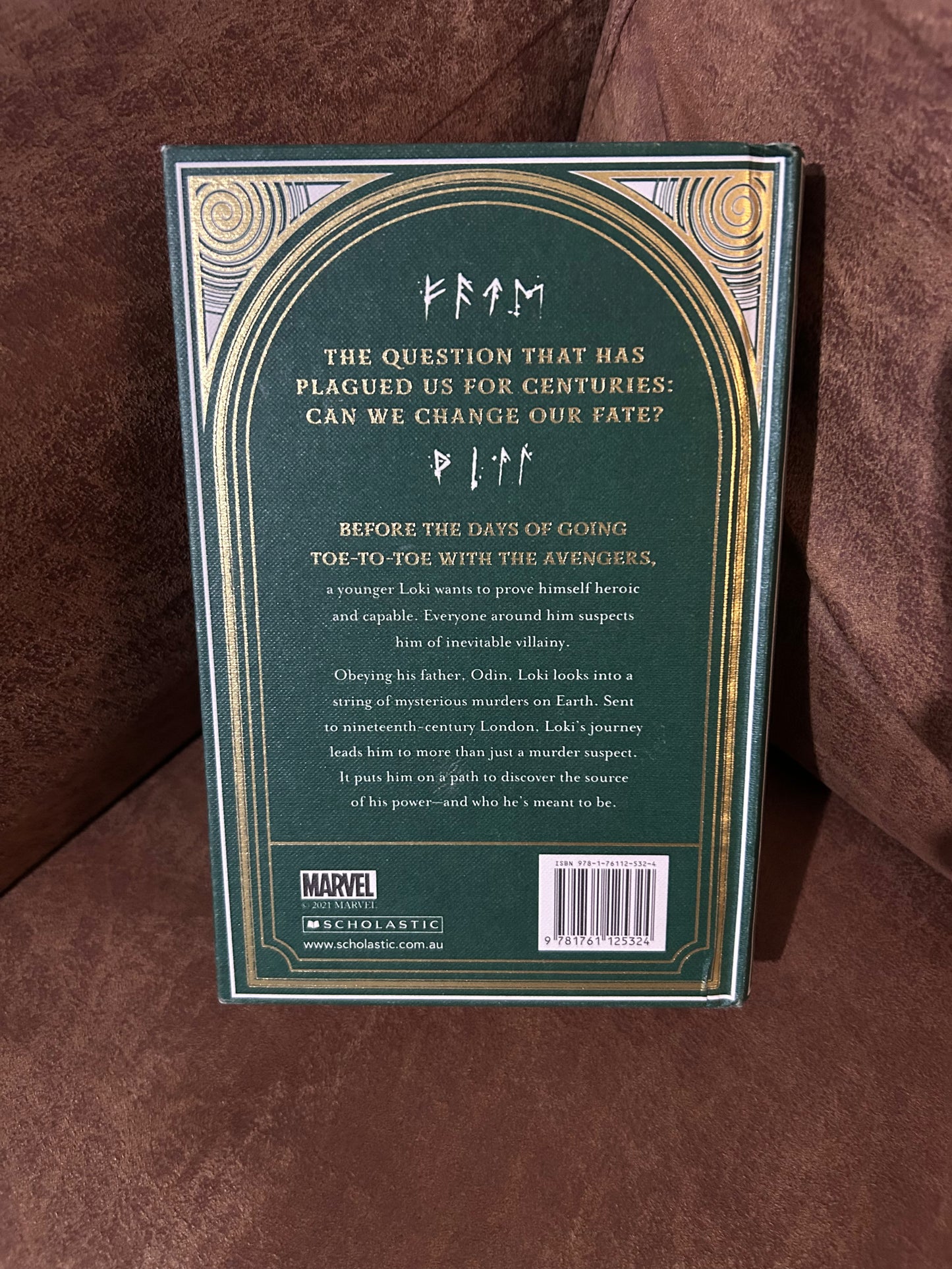 Loki - Mackenzi Lee - Hard Cover